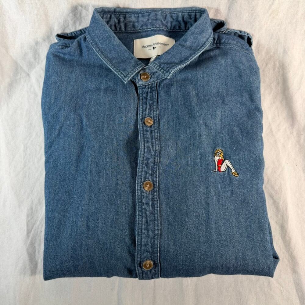 Modern Amusement Denim Button Down Shirt NWOT Pin Up Girl Size M